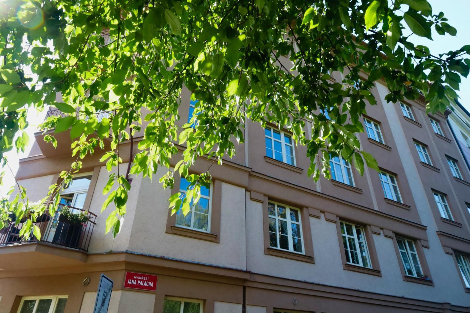 Rivercity Apartments Karlovy Vary Luaran gambar