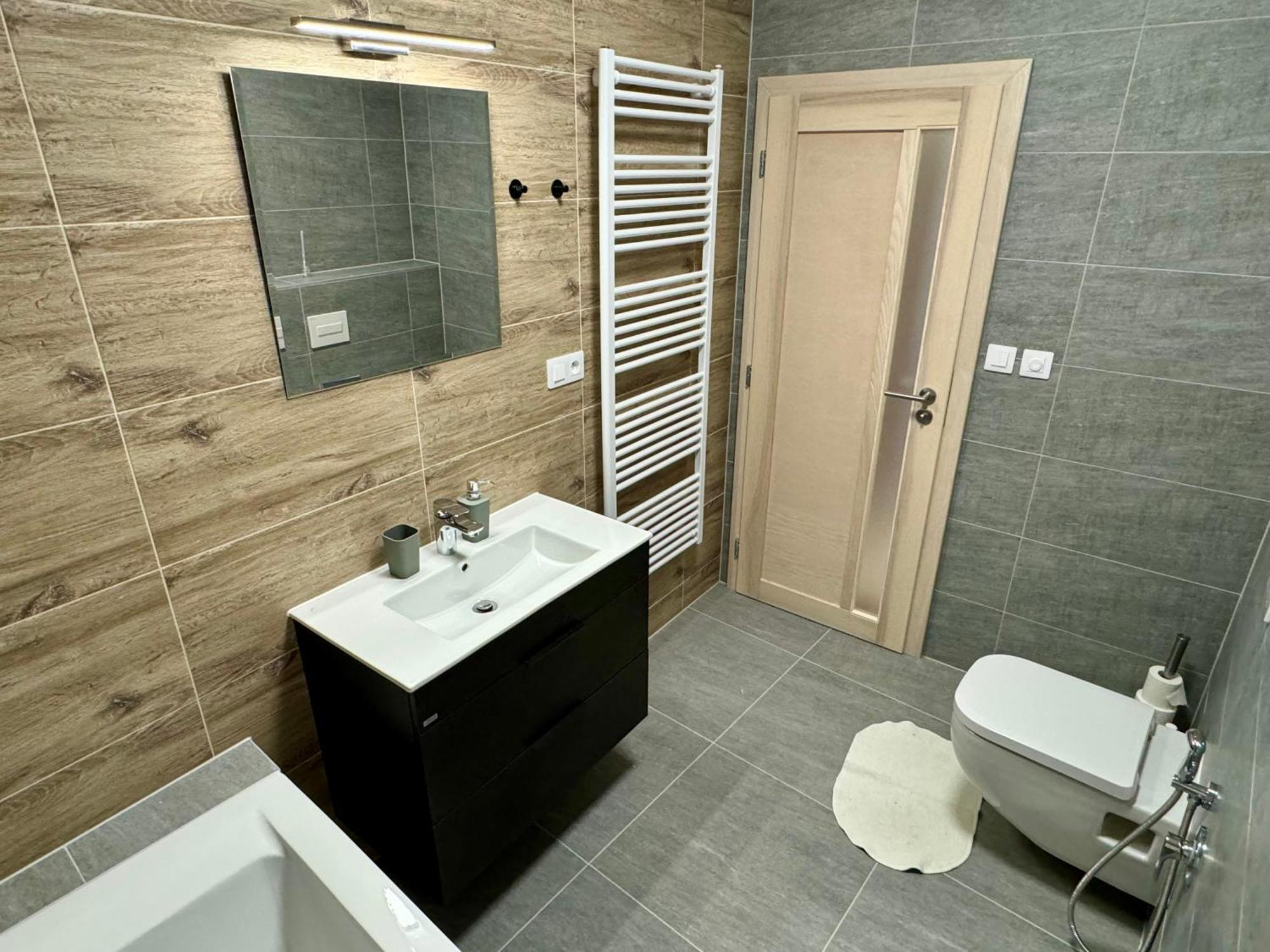 Rivercity Apartments Karlovy Vary Luaran gambar